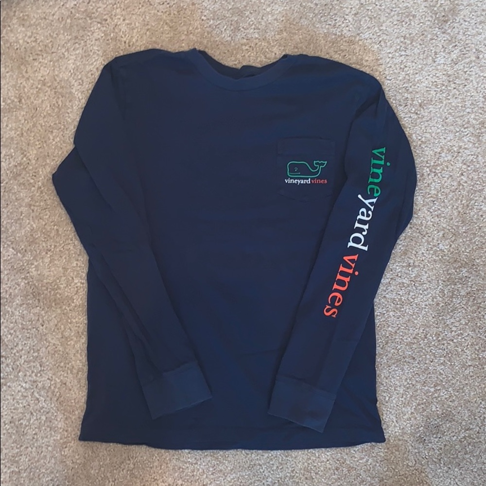 Vineyard vines long-sleeve Shamrock Whale Tee